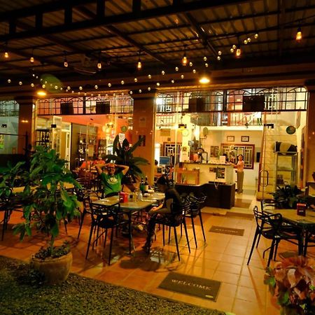 Route 76 Guest House Sen Monorom Exterior foto